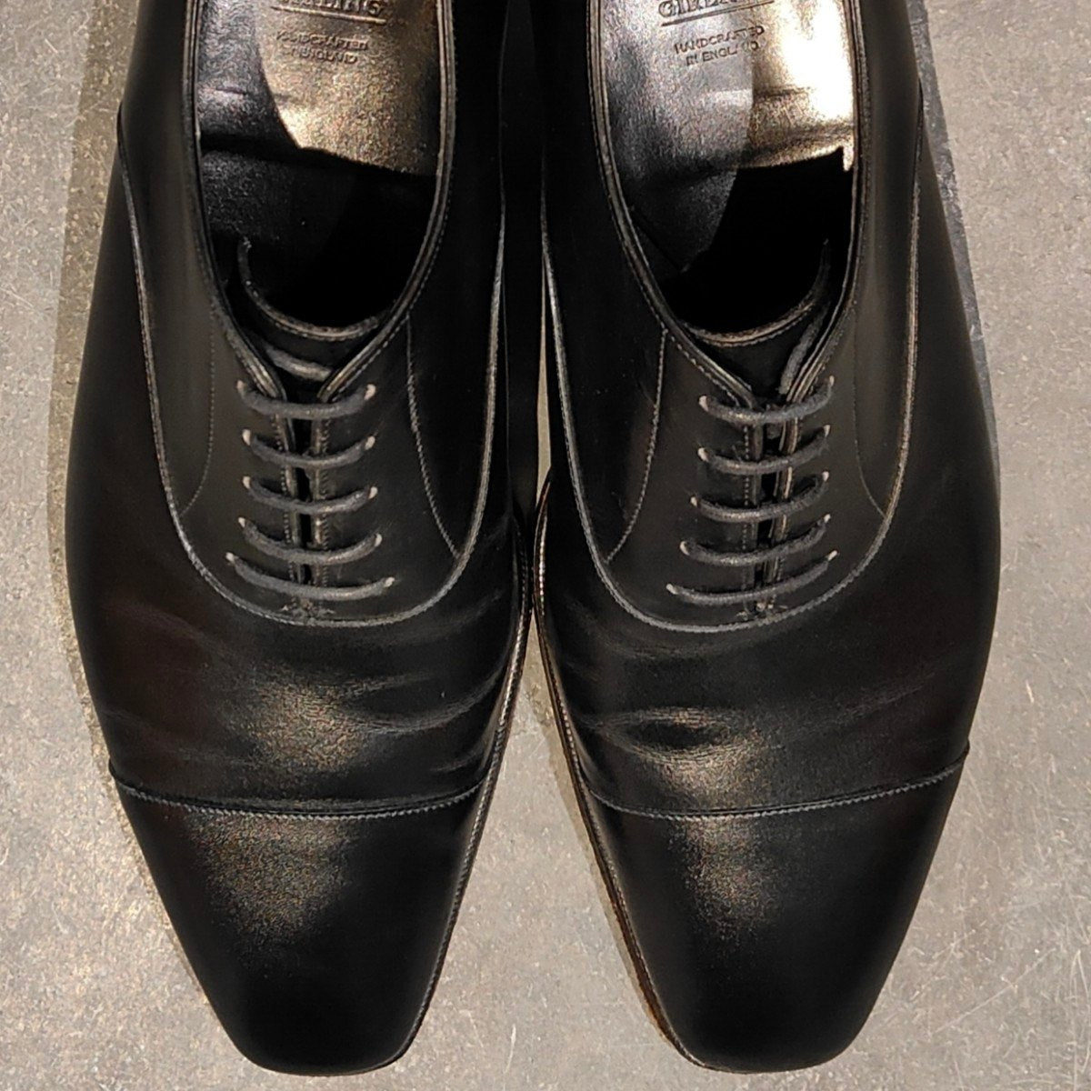 極美品【GAZIANO&GIRLING】ガジアーノ&ガーリング オックスフォード ストレートチップ ブラック サイズ UK8.5E TG73ラスト参考定価￥231,000-