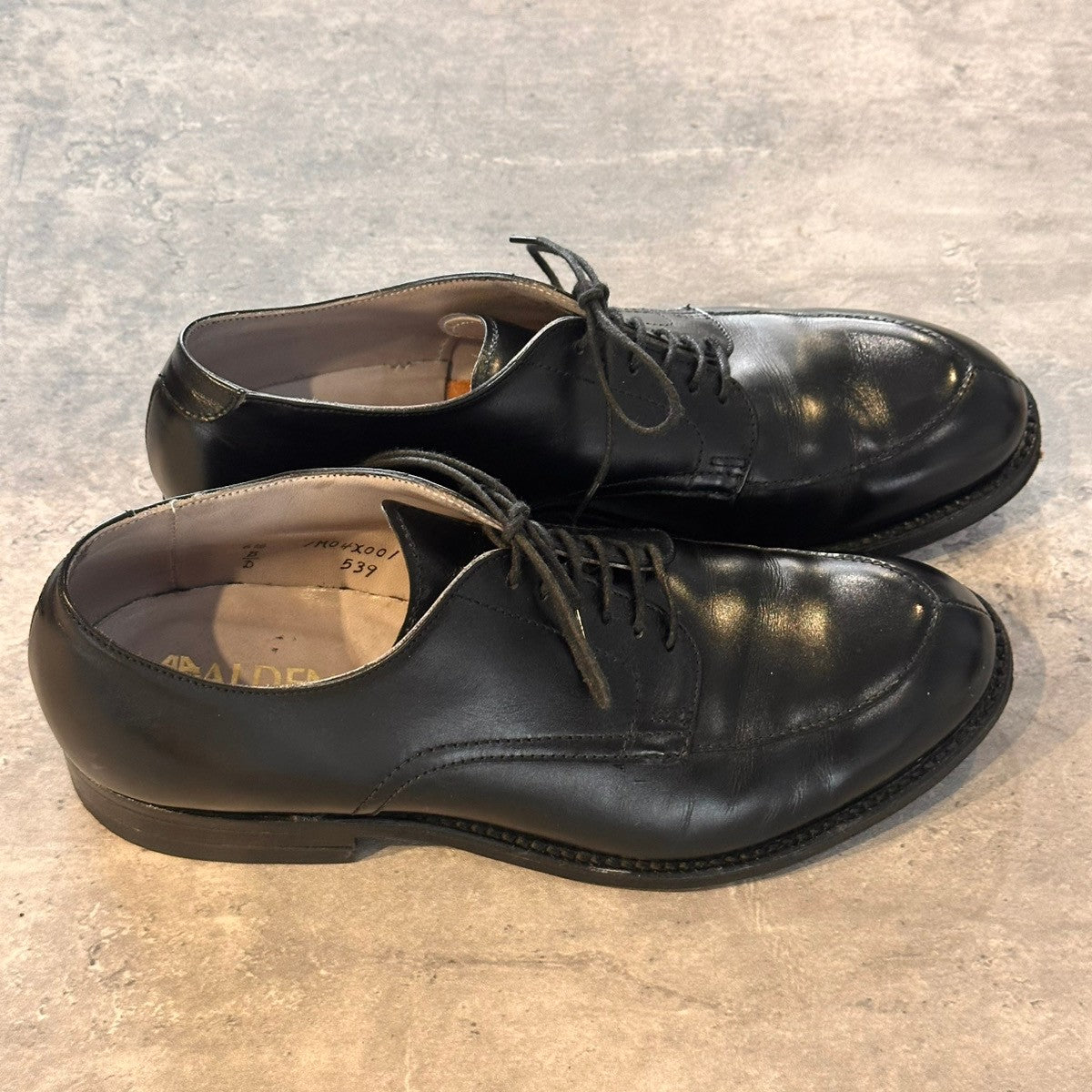 Alden】オールデン 539 Vチップ カーフ ブラック サイズUS6.5D
