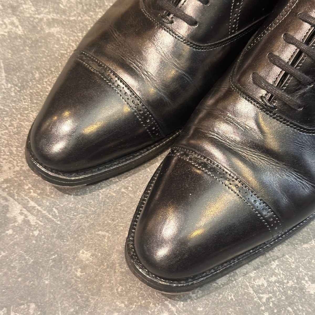 【JOHN LOBB】ジョンロブ フィリップ2 パンチドキャップトゥ カーフ ブラック サイズUK6E 7000ラスト