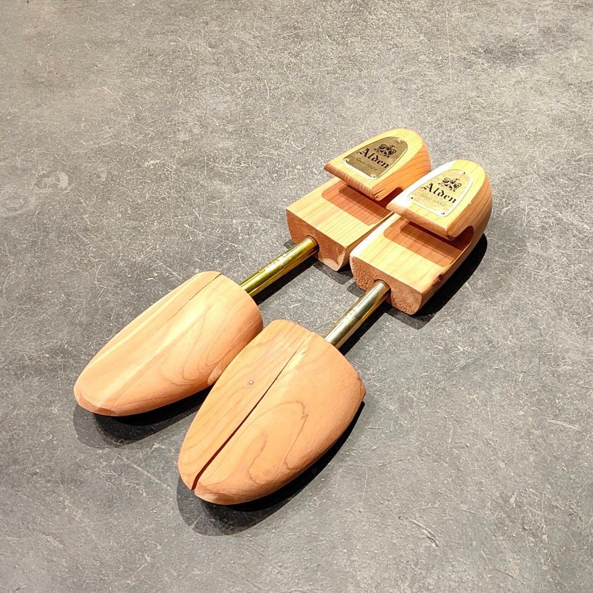 極美品【ALDEN】オールデン 43187 モックトゥオックスフォード アルパインカーフ ブラック サイズUS8D トゥルーバランスラスト