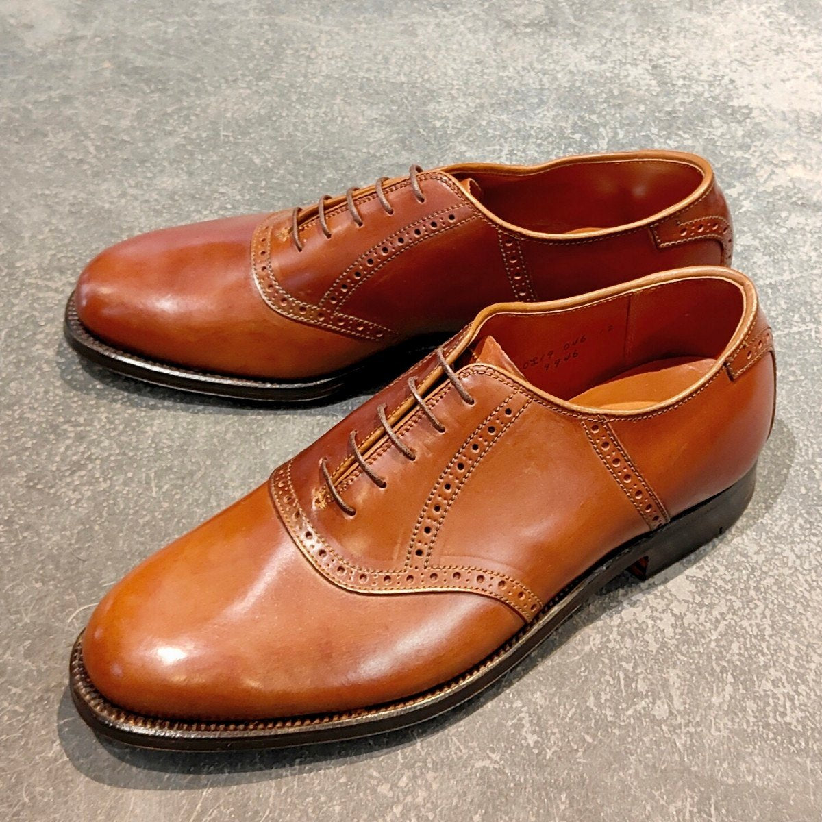 希少 未使用【ALDEN】オールデン ユナイテッドアローズ別注 9946 サドル コードバン ウイスキー  サイズUS7.5D バリーラスト