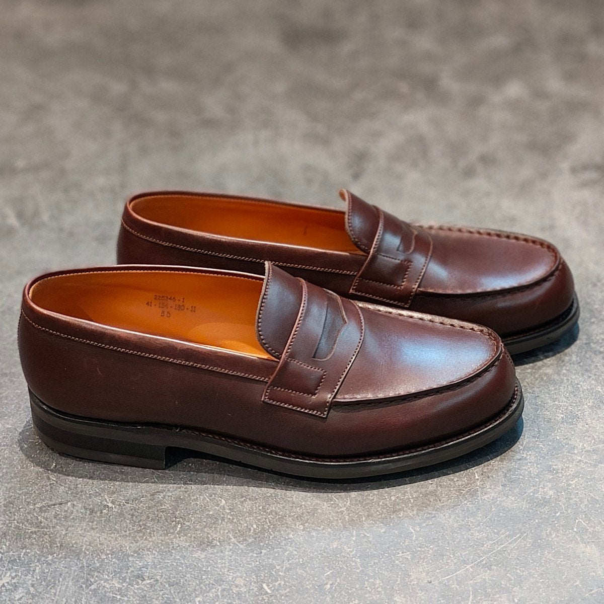 使用数回【J.M.WESTON】ジェイエムウエストン 180 シグニチャーローファー カーフ ダークブラウン サイズ UK5D 41ラスト 参考定価￥156,200-
