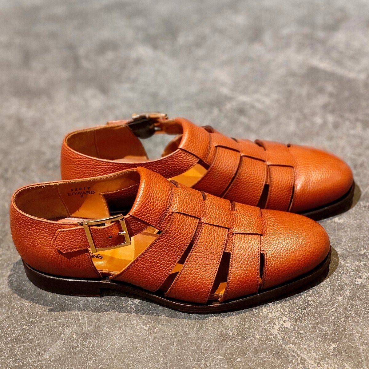 Jalan Sriwijaya】ジャランスリワヤ 98819 グルカサンダル グレイン