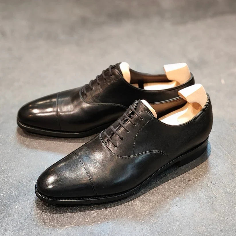 使用数回 【JOHN LOBB】ジョンロブ シティ2 ストレートチップ カーフ ブラック サイズUK6.5E 7000ラスト参考定価￥228,800-
