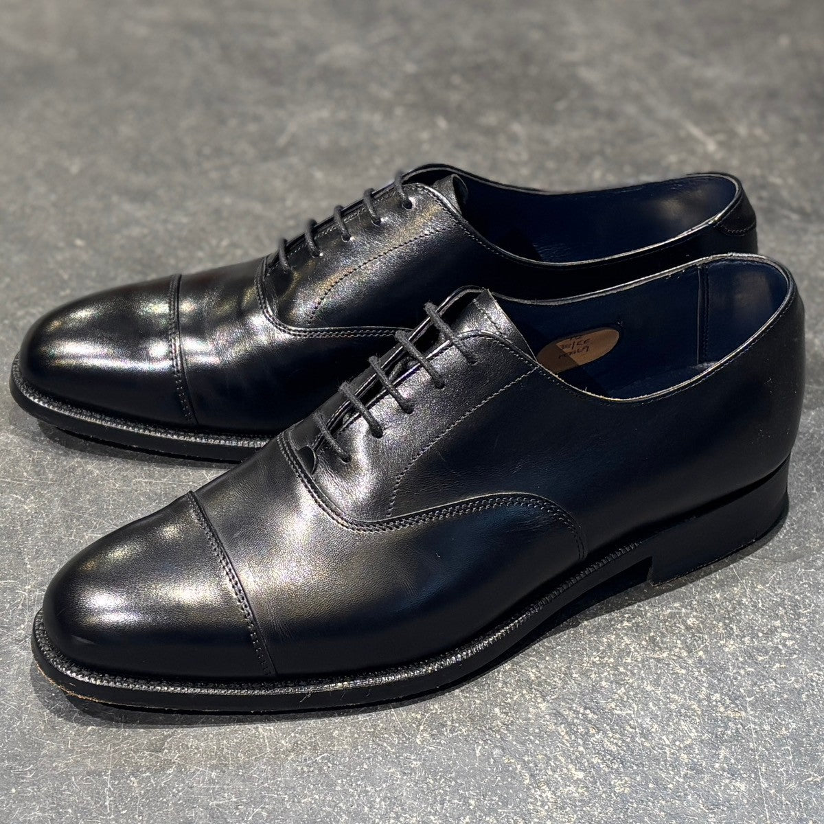 【CHEANEY】チーニー トゥモローランド別注 M3469 ストレートチップ カーフ ブラック サイズUK7.5F