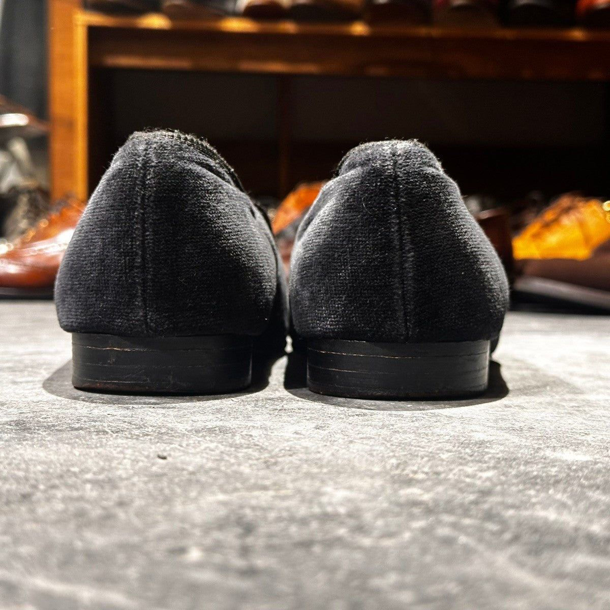 希少【Tricker's】トリッカーズ チャーチル スリッポン ベロア 刺繍 ブラック サイズ8.5