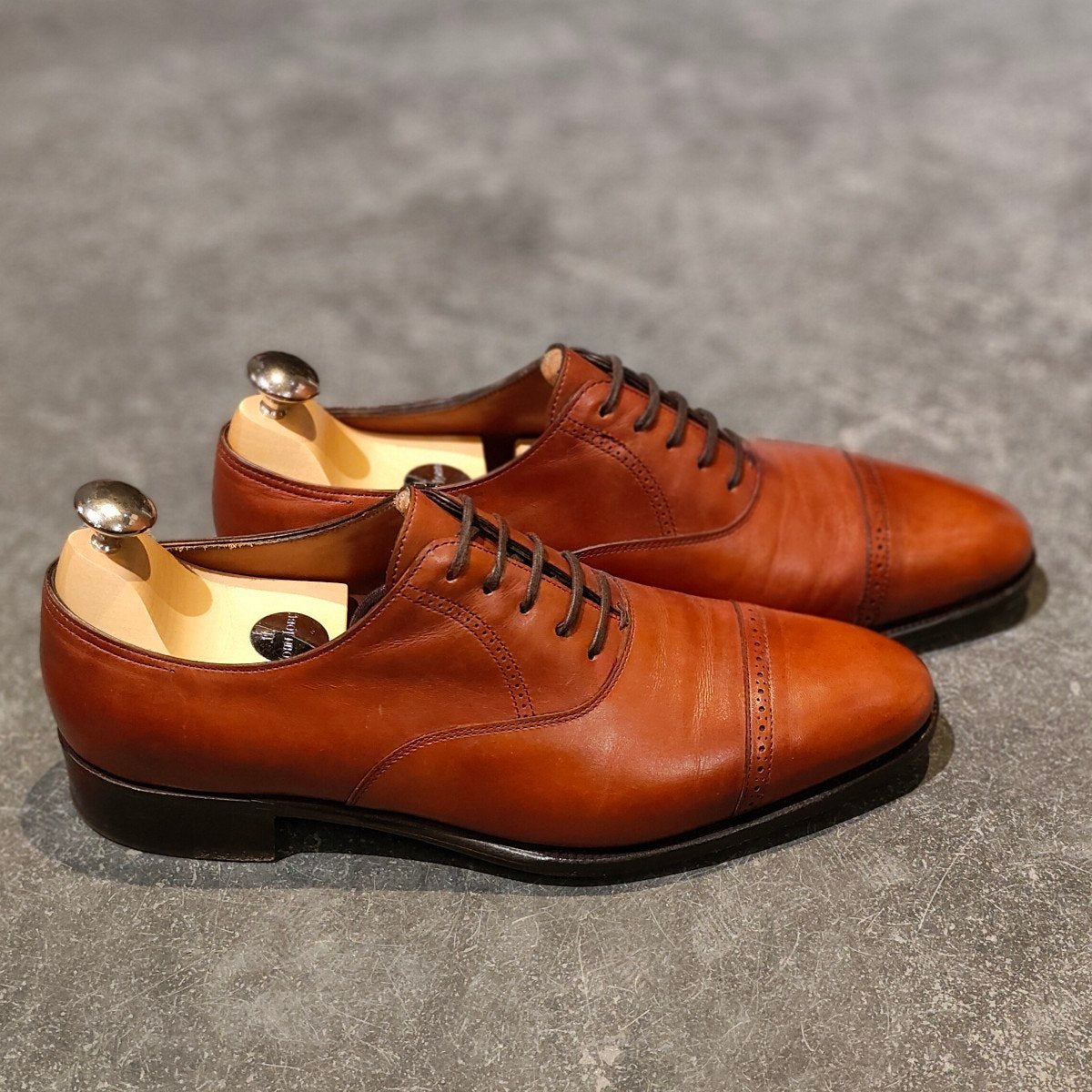 極美品【JOHN LOBB】ジョンロブ フィリップ2 クォーターブローグ ミスティカーフ チェスナット サイズUK6.5E 7000ラスト 参考定価￥332,200-