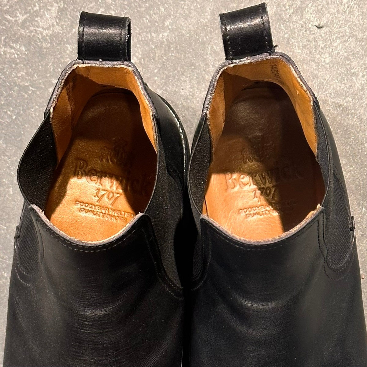 美品【Berwick】バーウィック 376 サイドゴアブーツ カーフ ブラック サイズUK7.5