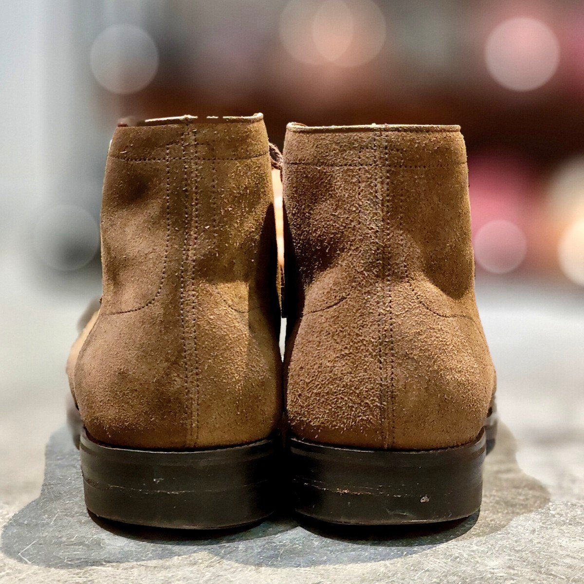【K K】JOHN LOBB ブラウンチャッカブーツサイズ26cm オンライン限定】希少【JOHN LOBB】ジョンロブ クラスナ PARISロゴ