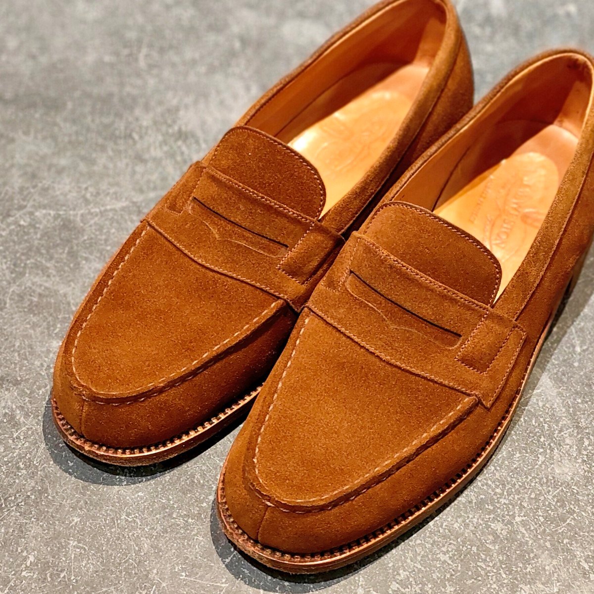 希少 使用数回【J.M.WESTON】ジェイエムウエストン 旧旧ロゴ 180 シグニチャーローファー スエードブラウン サイズ UK5.5B  参考定価￥165,000-