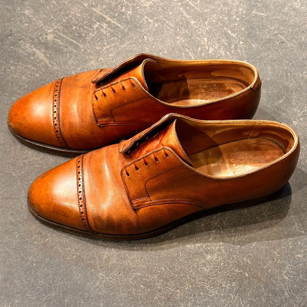 【Crockett&Jones】クロケット＆ジョーンズ BOLTON パンチドキャップトゥ カーフ ブラウン サイズUK8E
