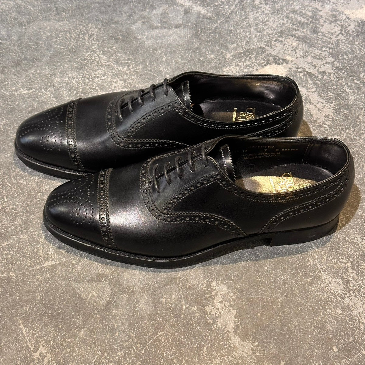 試着程度【CROCKETT&JONES】クロケット&ジョーンズ コベントリー セミブローグ カーフ ブラック サイズUK7E 341ラスト