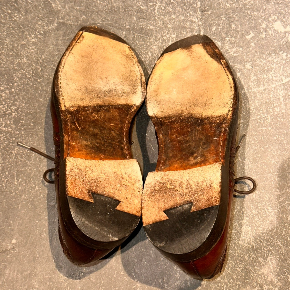 【Allen Edmonds】アレンエドモンズ 40196 ウイングチップ コードバン ダークバーガンディ サイズUS6E