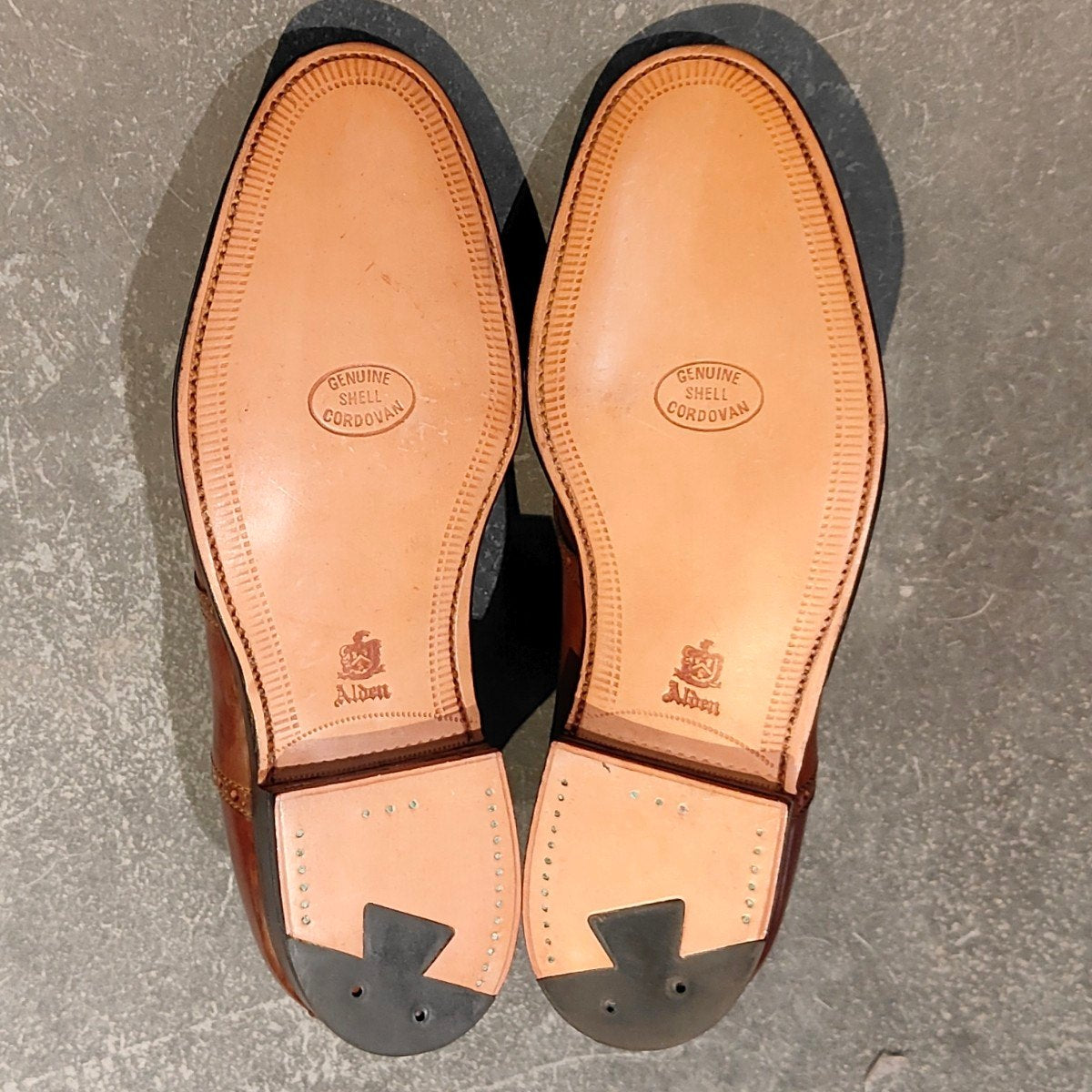 希少 未使用【ALDEN】オールデン ユナイテッドアローズ別注 9946 サドル コードバン ウイスキー  サイズUS7.5D バリーラスト