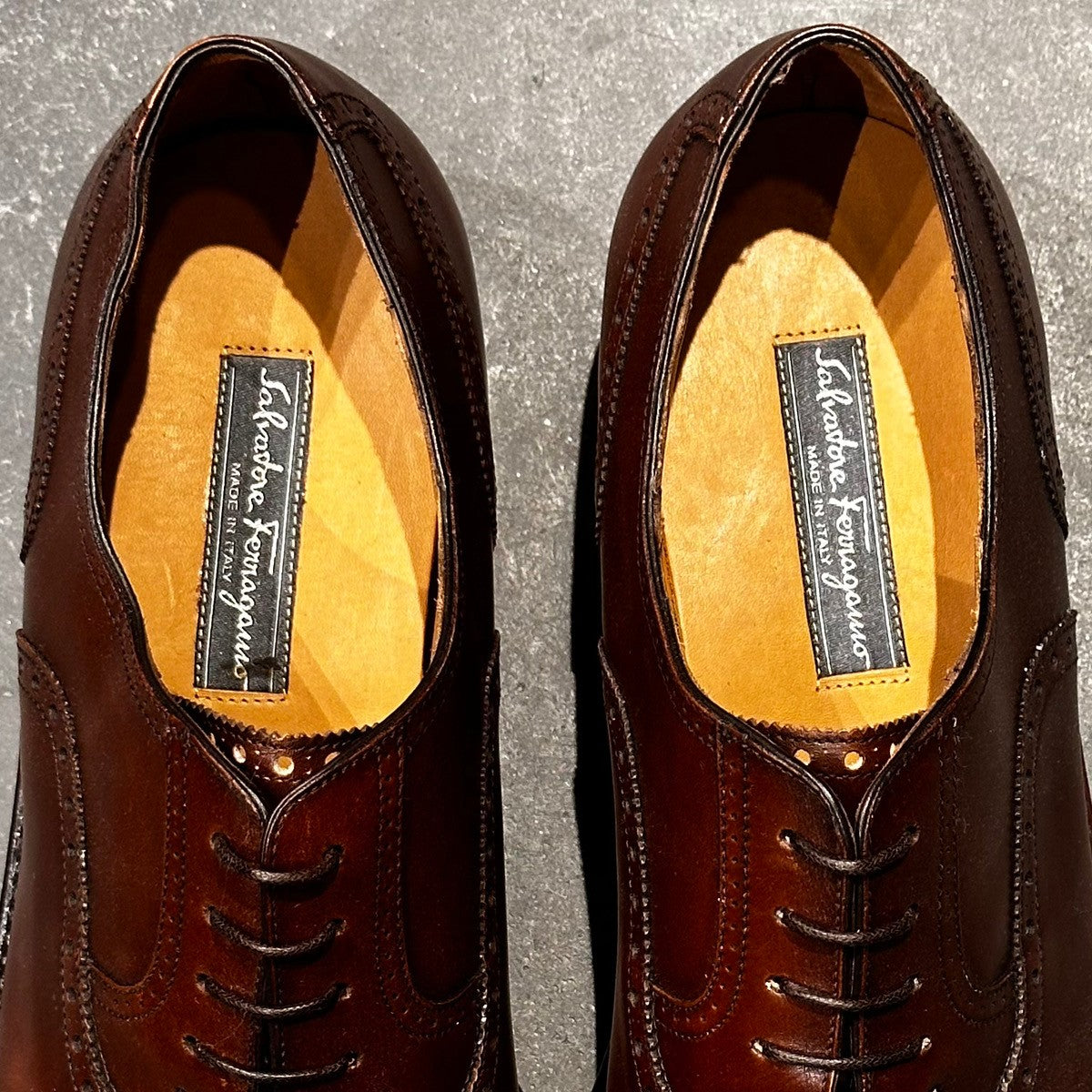 未使用品【Salvatore Ferragamo】サルヴァトーレ フェラガモ セミブローグ TD6881 カーフ ブラウン サイズUK10D