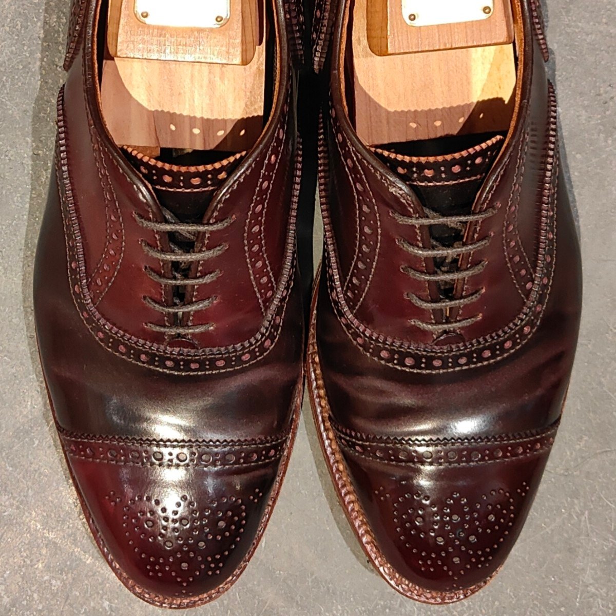 希少 極美品【ALDEN】オールデン ブローグ別注  D7302 セミブローグ コードバン ダークバーガンディ サイズ US8.5D ハンプトンラスト