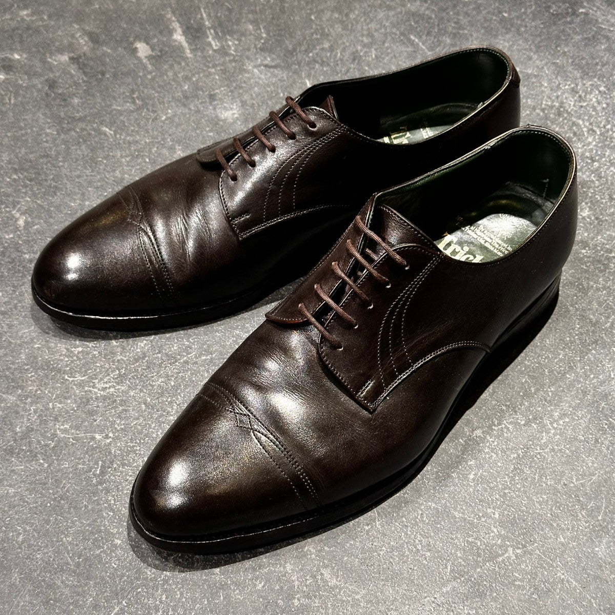 トリッカーズ／Tricker's | LASTLAB 渋谷の革靴専門店