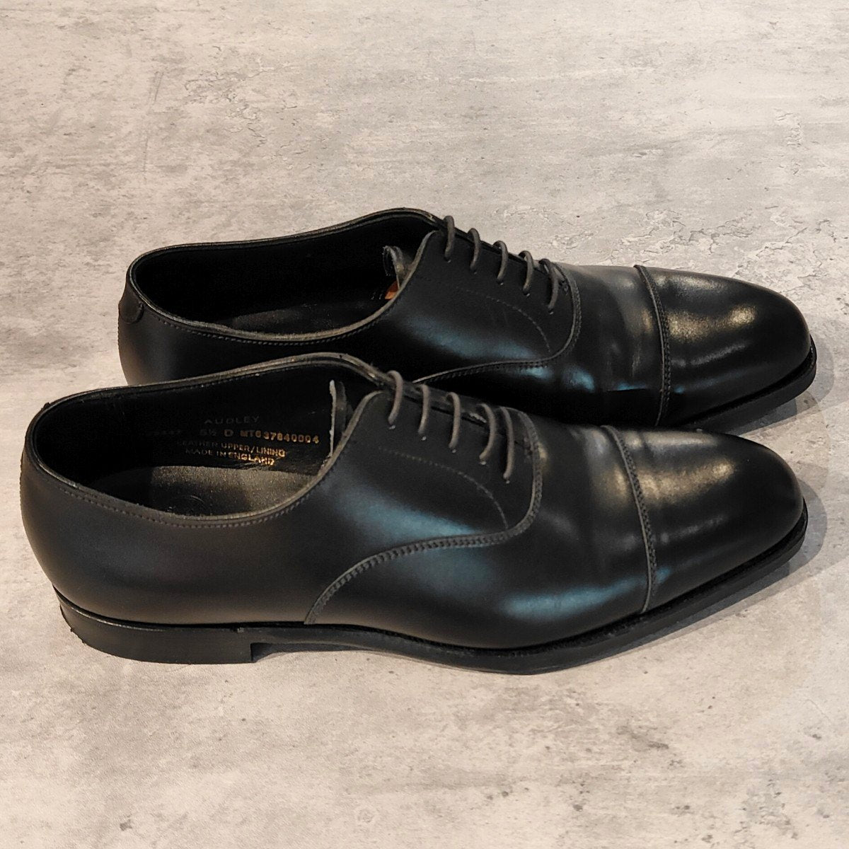 使用数回【CROCKETT&JONES】クロケット&ジョーンズ ストレートチップ オードリー カーフ ブラック サイズUK5.5D 337ラスト 参考定価￥169,400-
