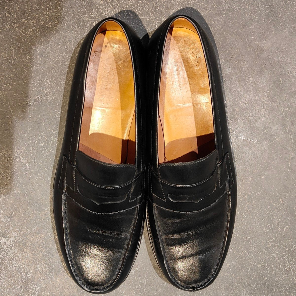 極美品 【J.M.WESTON】ジェイエムウエストン 180 シグニチャーローファー ボックスカーフ ブラック サイズ UK7.5D 41ラスト 参考定価￥156,200-