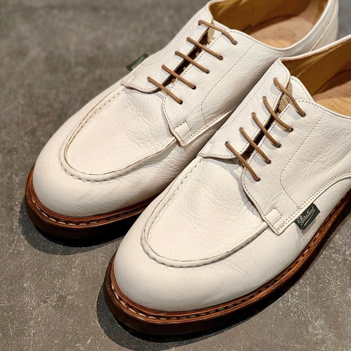 美品【Paraboot】パラブーツ シャンボード Uチップ グレインレザー ホワイト サイズ UK8A 参考定価￥99,000-