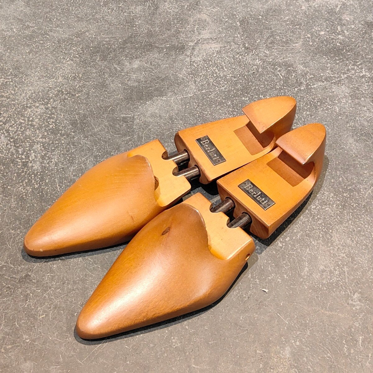 Berluti】ベルルッティ 0650 ホールカット カーフ ブルーパティーヌ