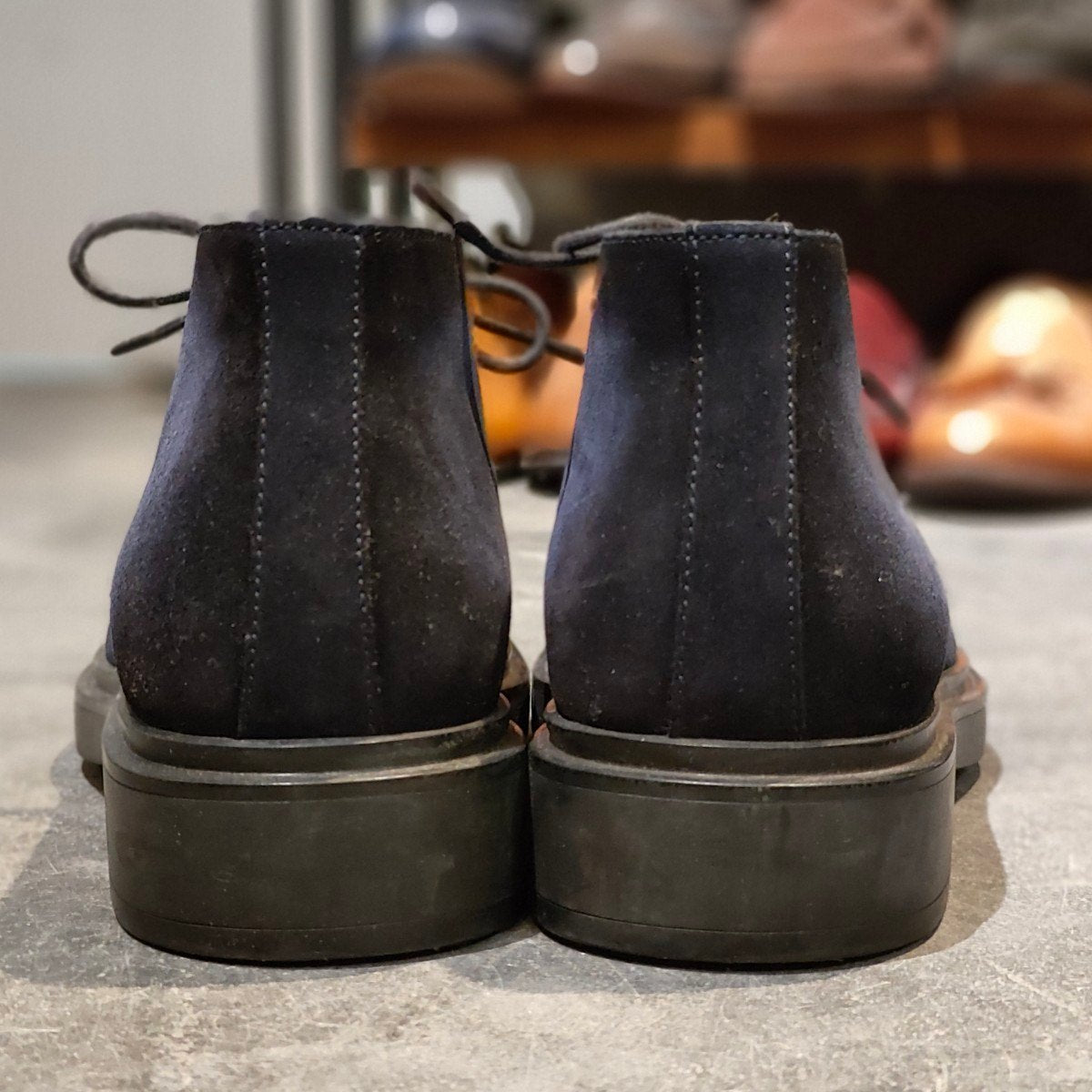 試着程度【santoni】サントーニ チャッカブーツ スエード ネイビー 試着程度【santoni】サントーニ チャッカブーツ スエード ネイビー