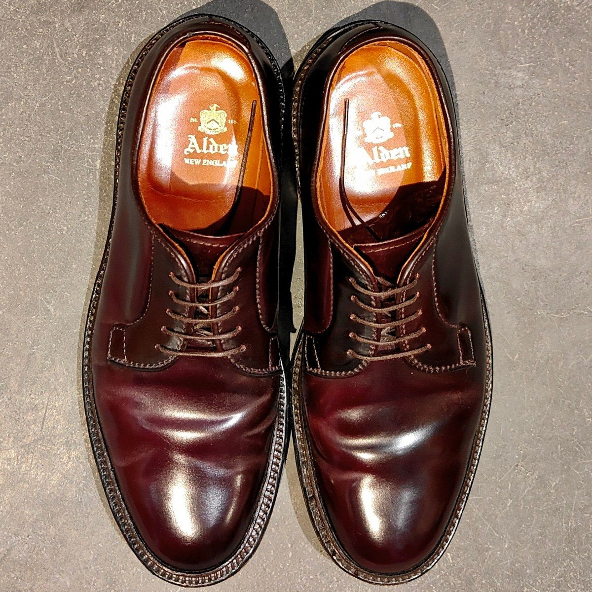 ALDEN プレーントゥ ダービーシューズ 990 コードバン #8 US7D ALDEN プレーントゥ ダービーシューズ 990 コードバン #8 US7D