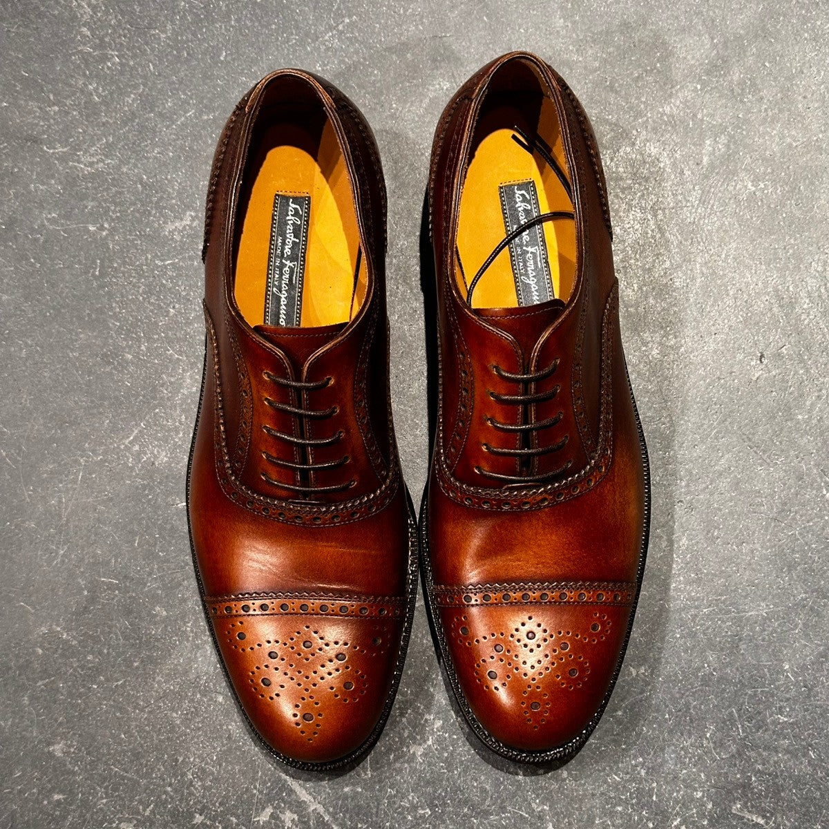 未使用品【Salvatore Ferragamo】サルヴァトーレ フェラガモ 3190 セミブローグ カーフ ブラウン サイズUK8.5D