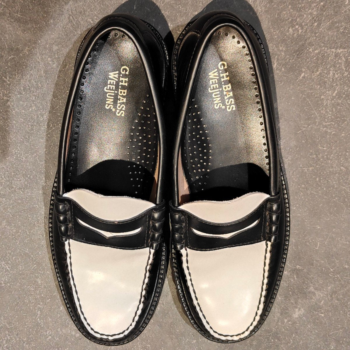 極美品【G.H.Bass&Co.】ジーエイチバス ラーソン BA11510 ローファー ブラックホワイト サイズUS7