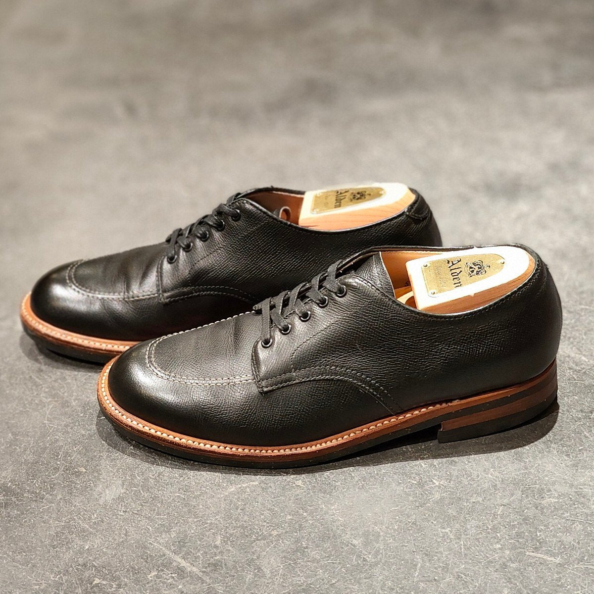 極美品【ALDEN】オールデン 43187 モックトゥオックスフォード アルパインカーフ ブラック サイズUS8D トゥルーバランスラスト