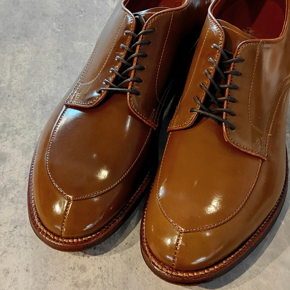 希少 未使用【ALDEN】オールデン モールデッドシュー別注 D9625 Vチップ コードバン ウイスキー サイズUS11D モディファイドラスト