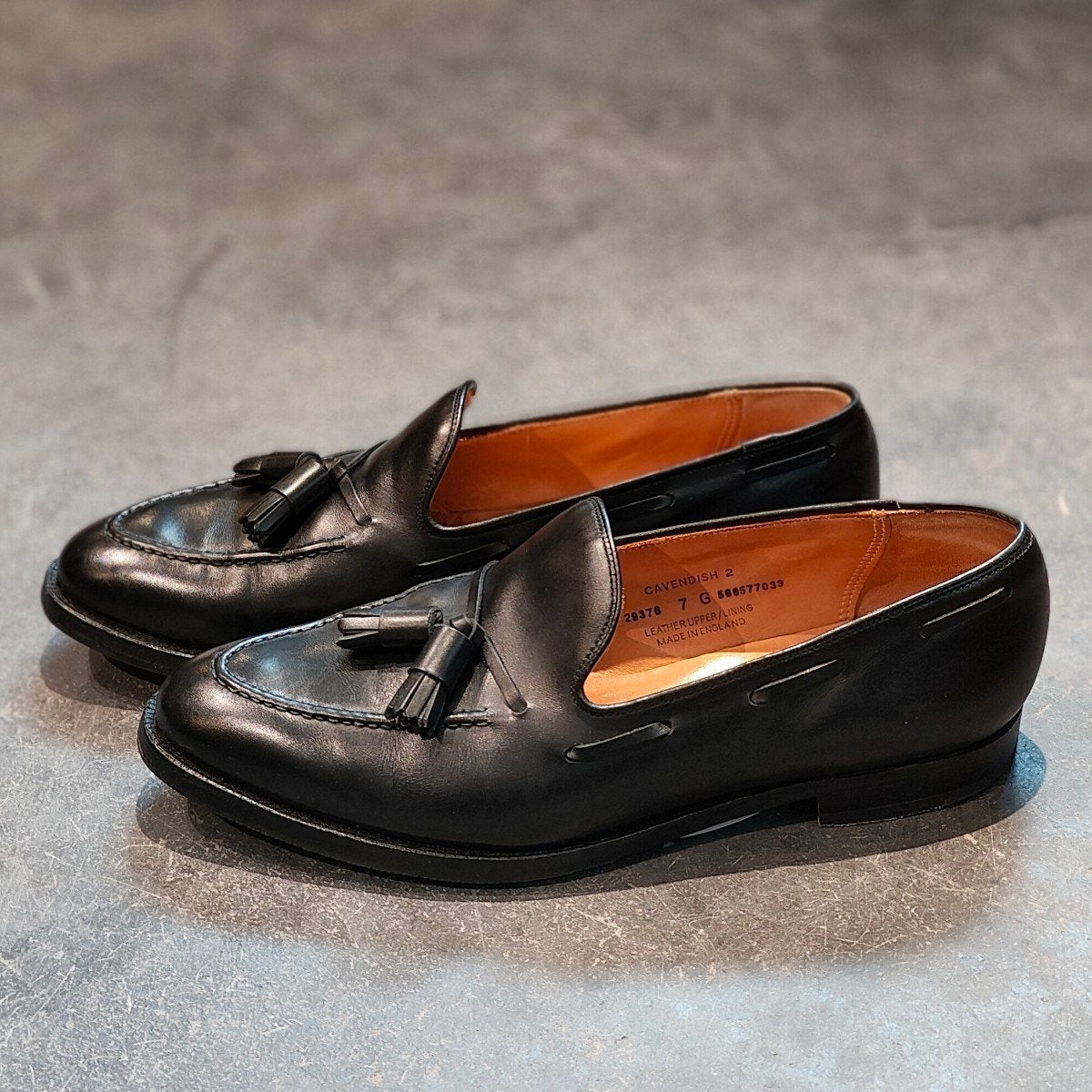 美品【CROCKETT&JONES】クロケット&ジョーンズ キャベンディッシュ2 タッセルローファー カーフ ブラック サイズUK7G 337ラスト