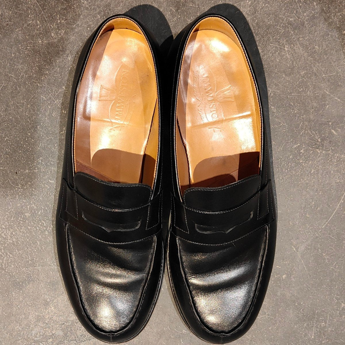 美品【J.M.WESTON】ジェイエムウエストン 180 シグニチャーローファー ボックスカーフ ブラック サイズUK8.5E 41ラスト 参考定価￥165,000-