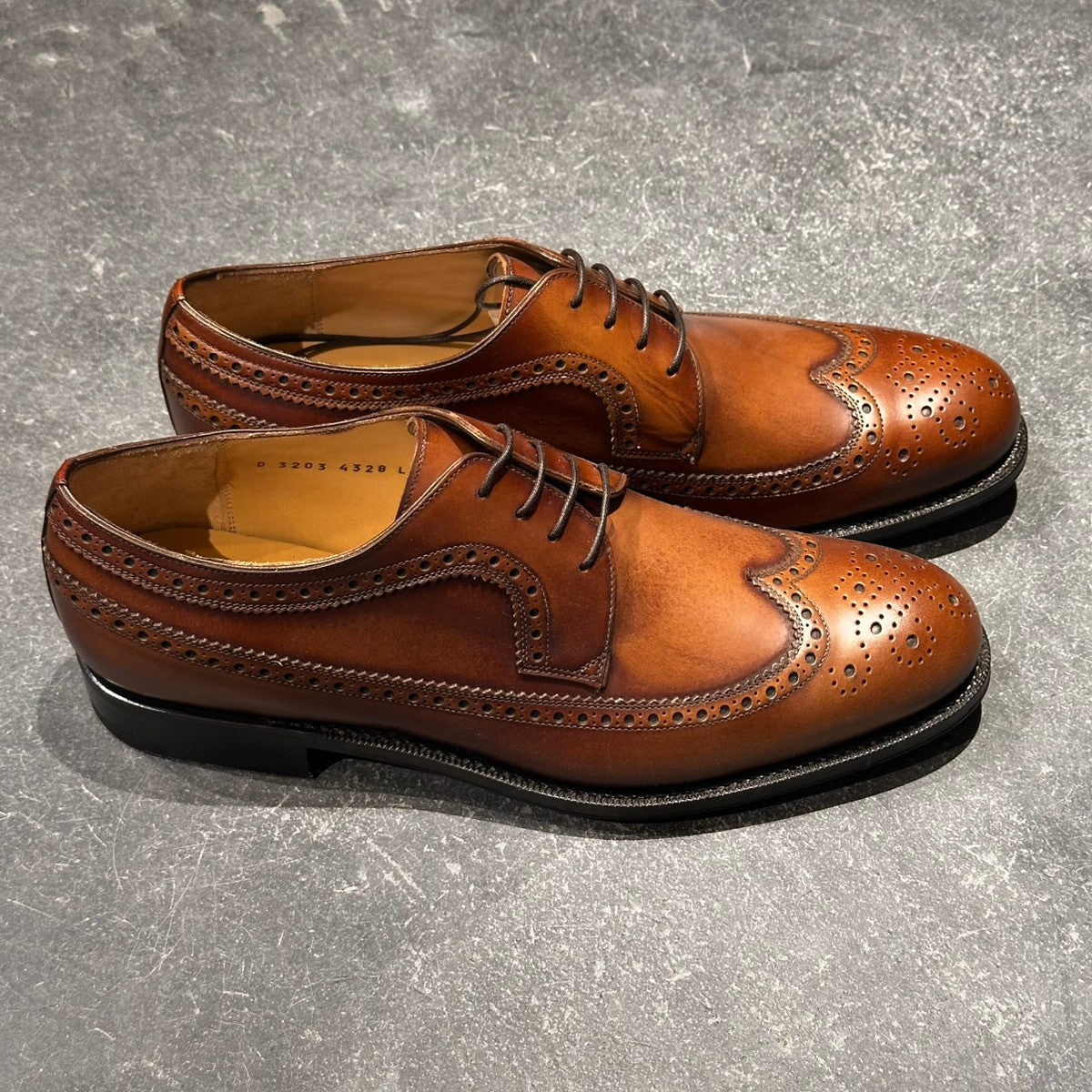 未使用品【Salvatore Ferragamo】サルヴァトーレ フェラガモ 4328 ウイングチップ カーフ ブラウン サイズUK8.5E