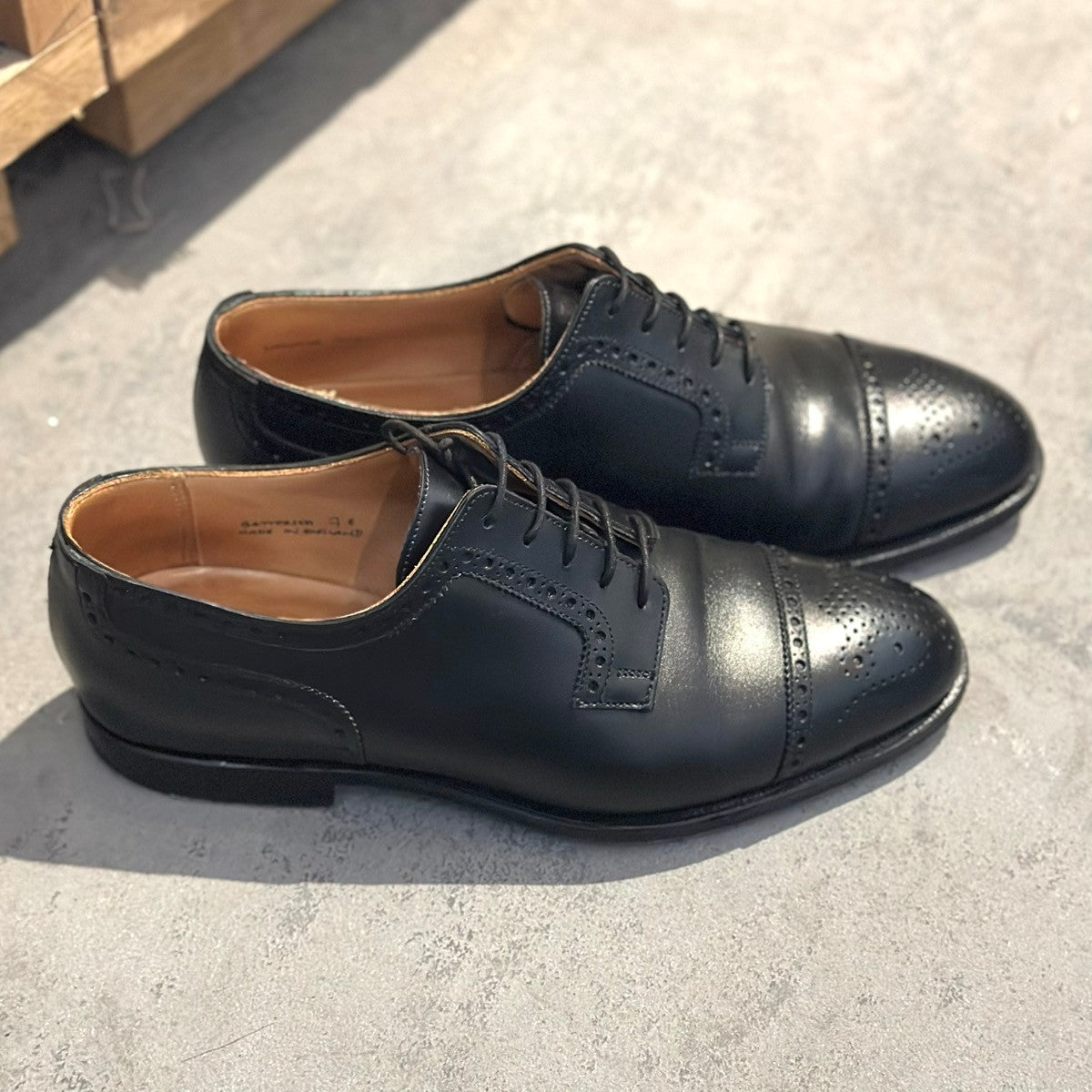 美品【Lloyd Footwear】ロイドフットウェア  セミブローグ BATTERSEA カーフ ブラック サイズ7.5