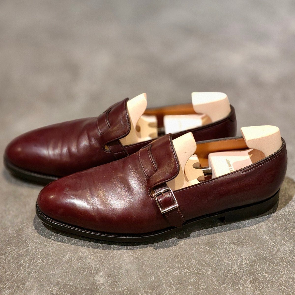 使用数回【JOHN LOBB】ジョンロブ デラーノ2  プレステージライン シングルモンク  ローファー カーフ バーガンディ サイズ UK8E 8695ラスト 参考定価￥352,000-