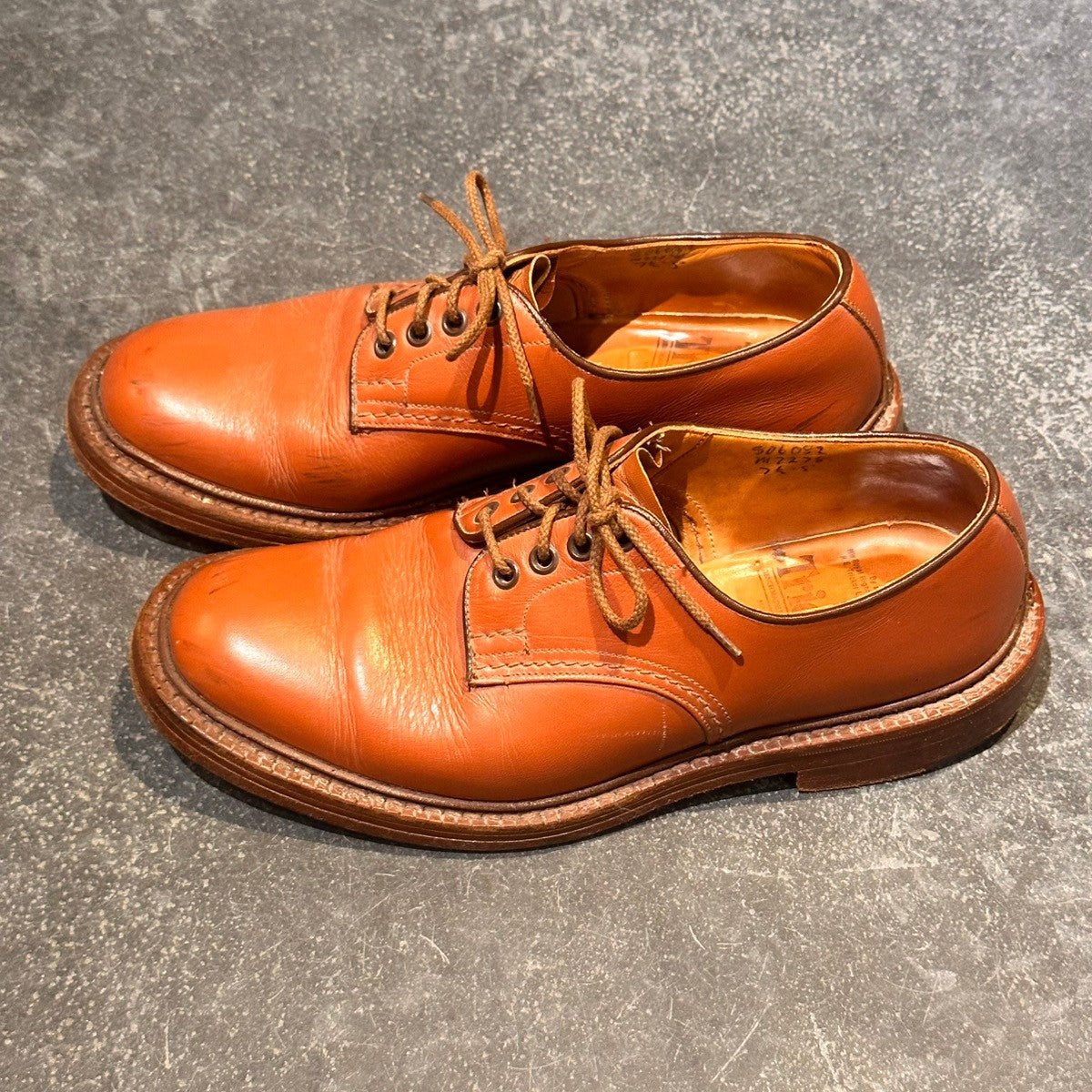 【Tricker’s】トリッカーズ ダニエル M7278 プレーントゥ カーフ ブラウン サイズUK7.5