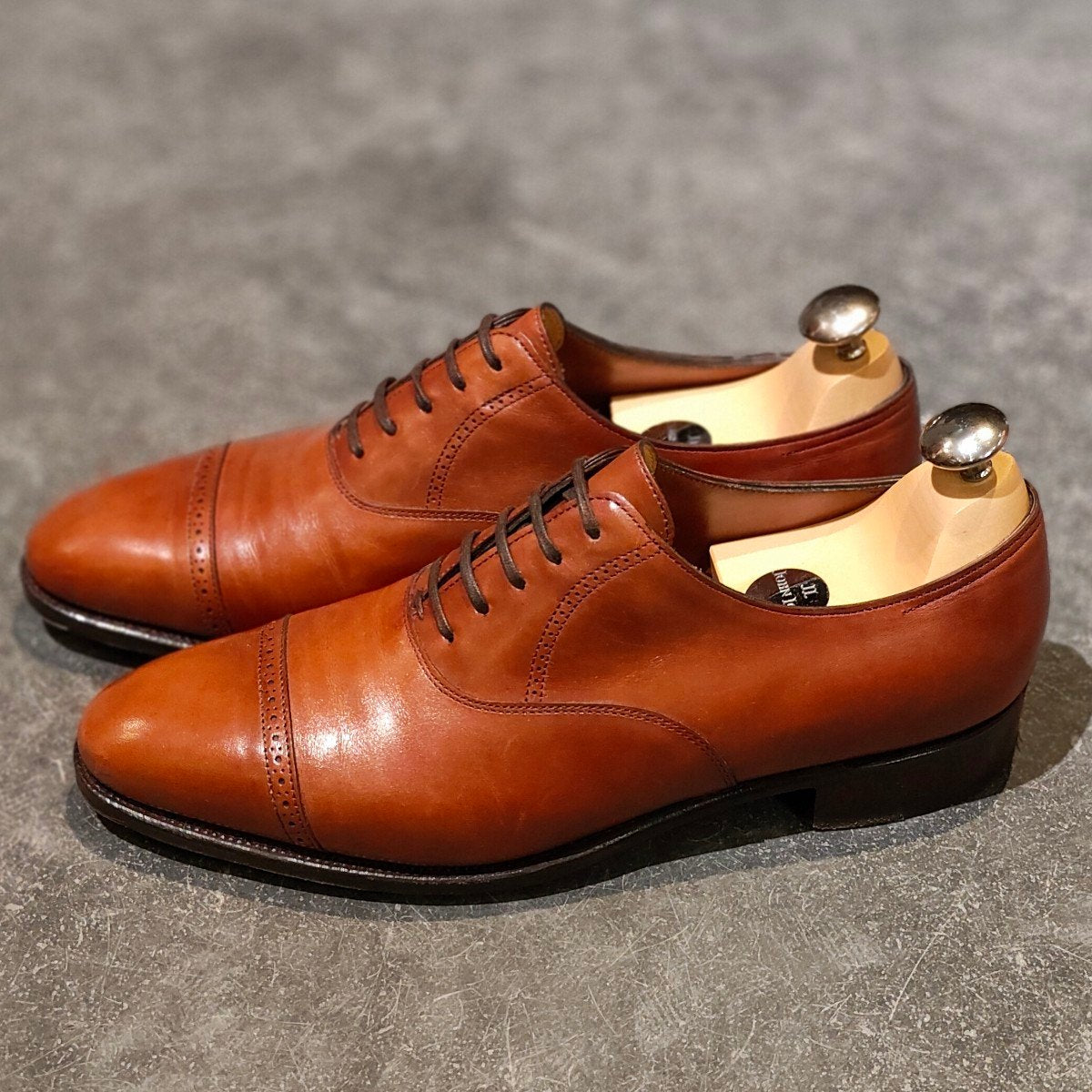 極美品【JOHN LOBB】ジョンロブ フィリップ2 クォーターブローグ ミスティカーフ チェスナット サイズUK6.5E 7000ラスト 参考定価￥332,200-
