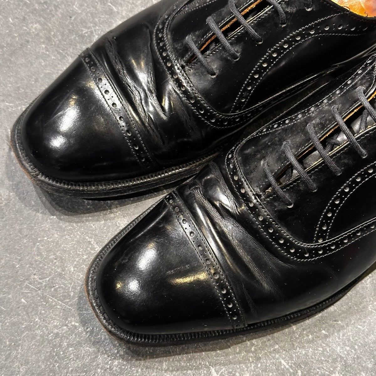 希少【Church's】チャーチ パンチドキャップトゥ WYE 3都市 ブックバインダーカーフ ブラック サイズUK75F 37ラスト