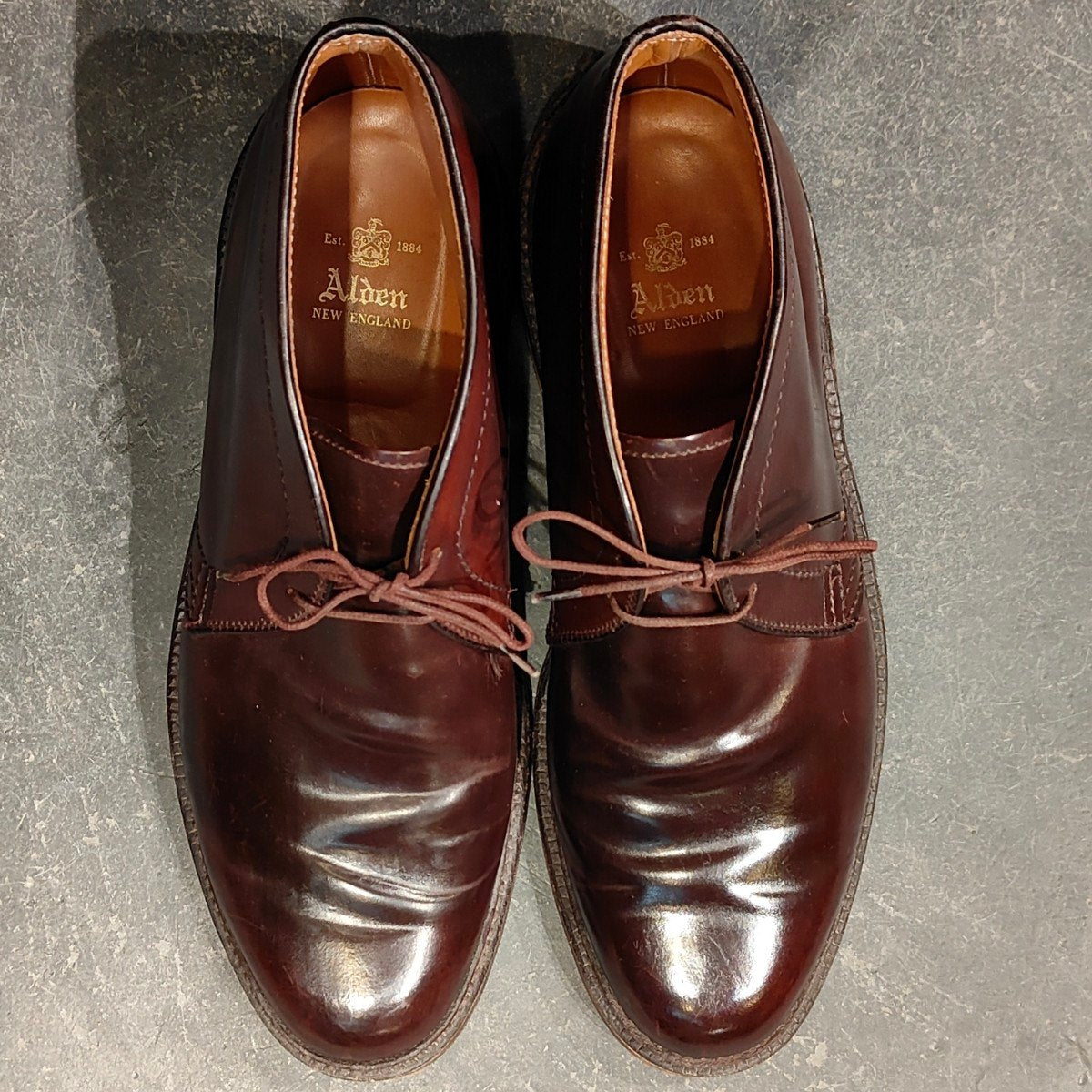 美品【ALDEN】オールデン チャッカブーツ 1339 コードバン ダークバーガンディ サイズUS9E バリーラスト 参考定価￥225,500-