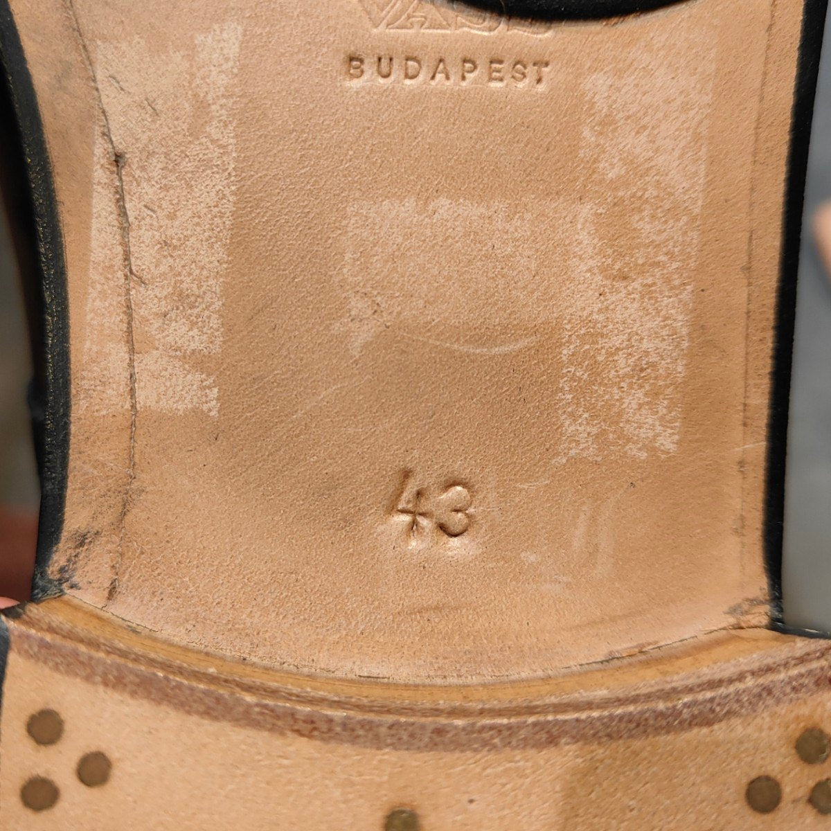 新品未使用【VASS】ヴァーシュ セミブローグ ダービー カーフ ブラック サイズ43