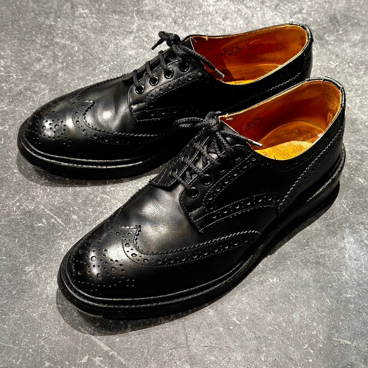 トリッカーズ／Tricker's | LASTLAB 渋谷の革靴専門店