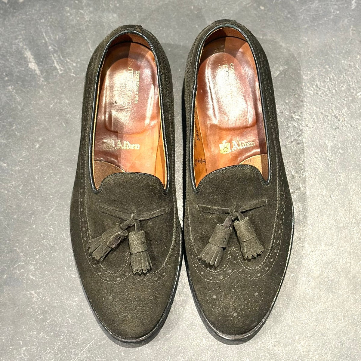 極美品【ALDEN】オールデン 39037 タッセルローファー スエード カーキ サイズUS8.5 アバディーンラストラスト