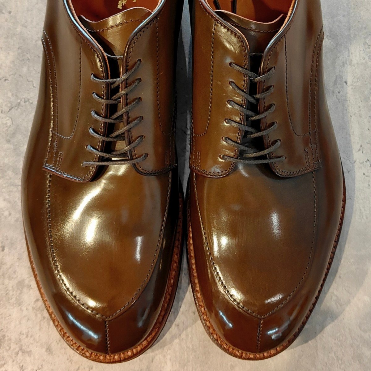 希少 未使用【ALDEN】オールデン モールデッドシュー別注 D0621 Vチップ コードバン シガー サイズUS10.5D モディファイドラスト