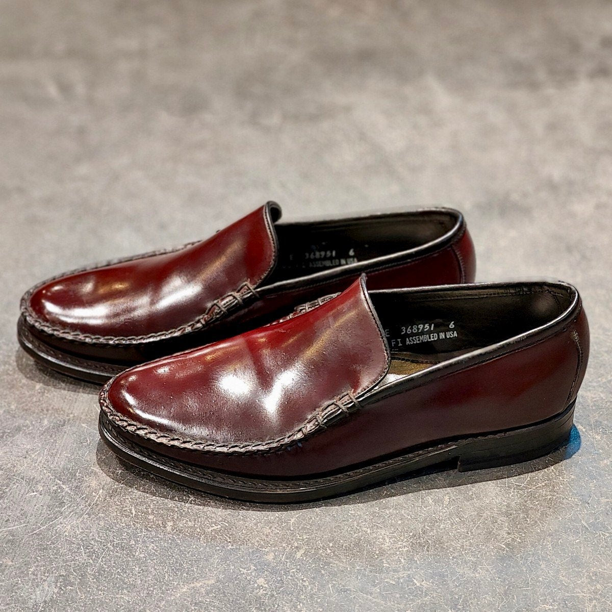 希少 使用数回【FLORSHEIM】フローシャイム YUMA コブラヴァンプ ローファー コードバン バーガンディ USA製 サイズ US8