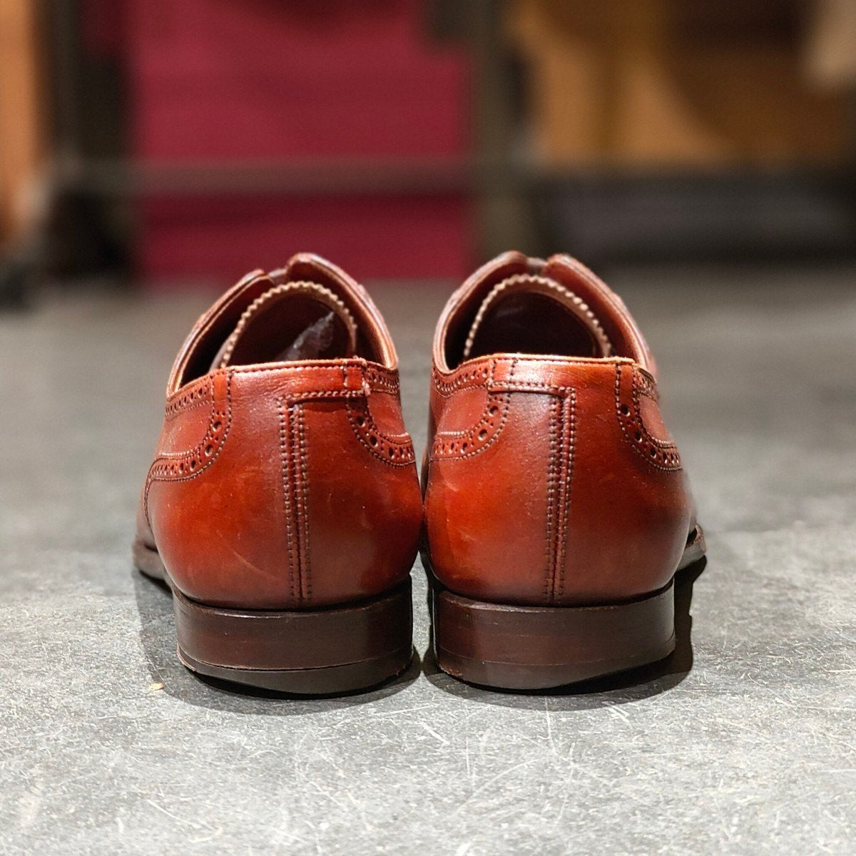 美品 【CROCKETT&JONES】クロケットアンドジョーンズ パンチドキャップトゥ  カーフ ブラウン サイズUK8D 337ラスト 参考定価￥154,000-