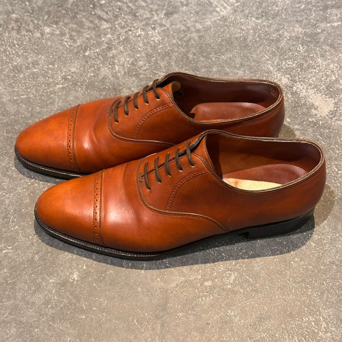 美品【JOHN LOBB】ジョンロブ フィリップ2 Philip II パンチドキャップ
