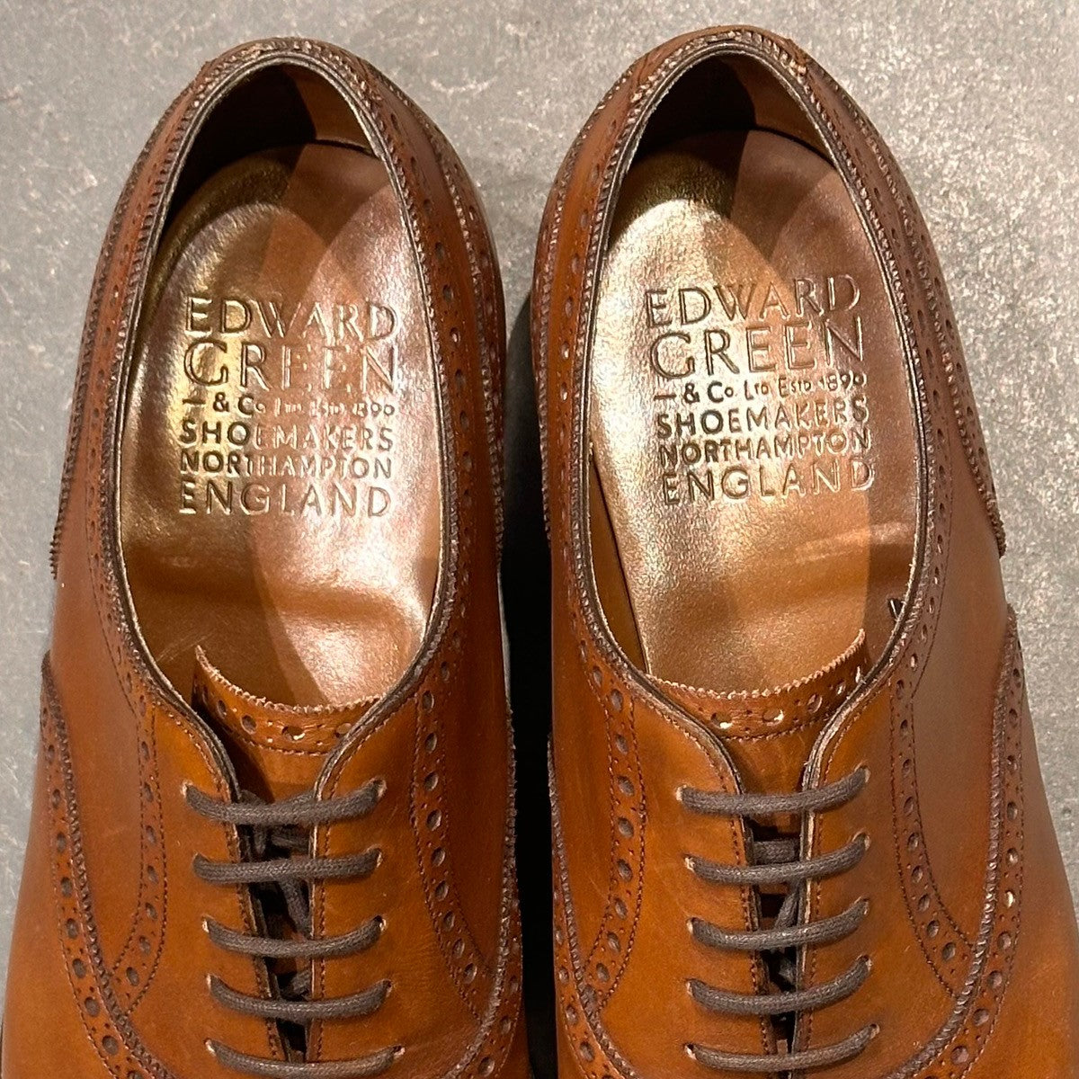 美品【EDWARD GREEN】エドワードグリーン セミブローグ カドガン カーフ ダークオークアンティーク サイズUK6E 202ラスト