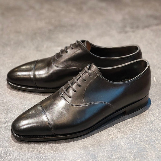 使用数回 【JOHN LOBB】ジョンロブ シティ2 ストレートチップ カーフ ブラック サイズUK7.5E 7000ラスト参考定価￥228,800-