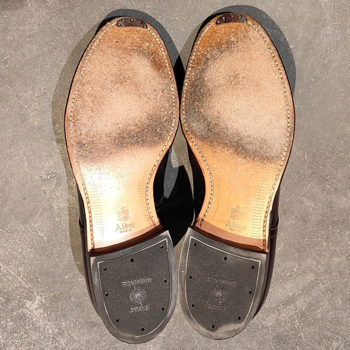 使用数回【ALDEN】オールデン 54321 Vチップ コードバン ダークバーガンディ US8.5D モディファイドラスト 参考定価￥217,800-